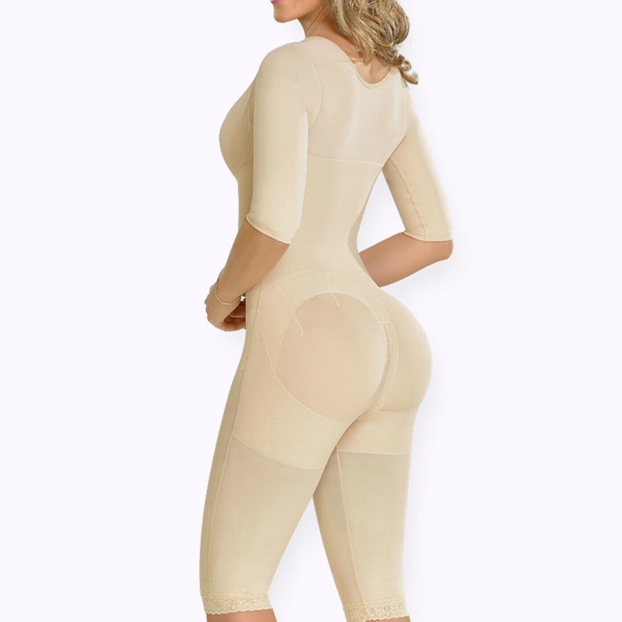 Woman wearing the shapewear MYD 0161